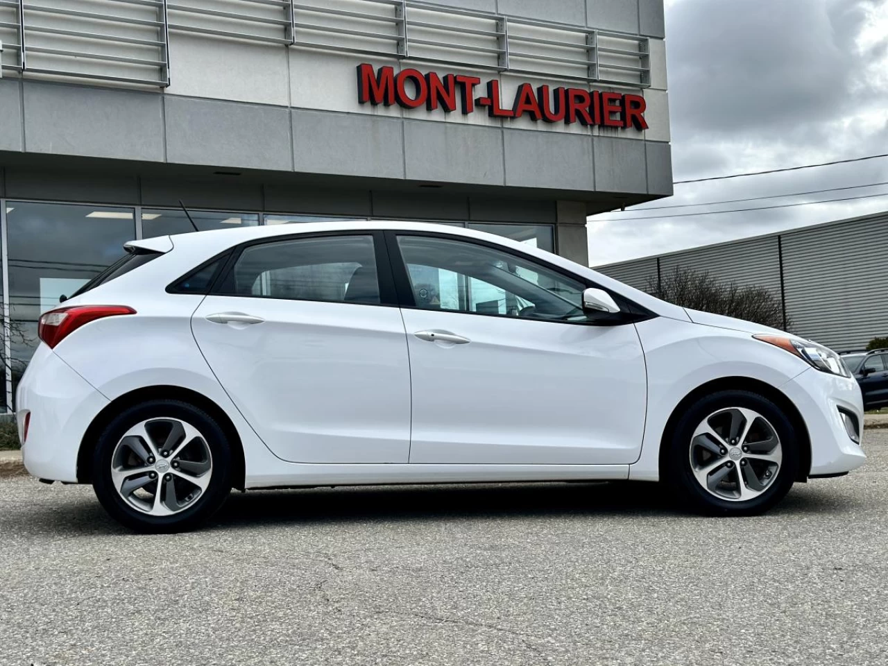 2016 Hyundai Elantra GT 5dr HB Man GLS Image principale