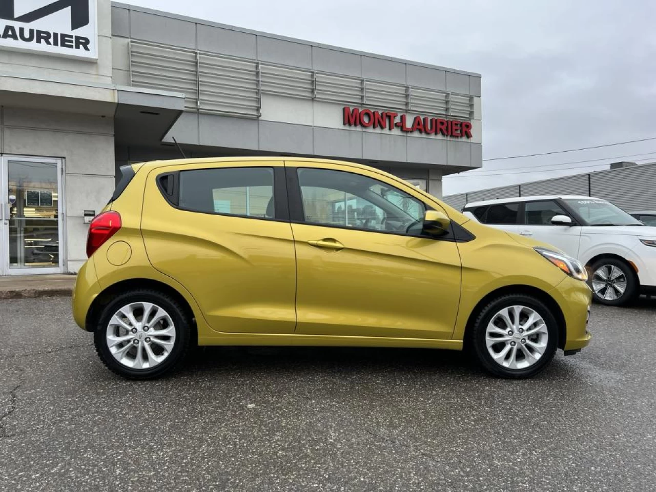 2022 Chevrolet Spark 4dr HB CVT 1LT Image principale